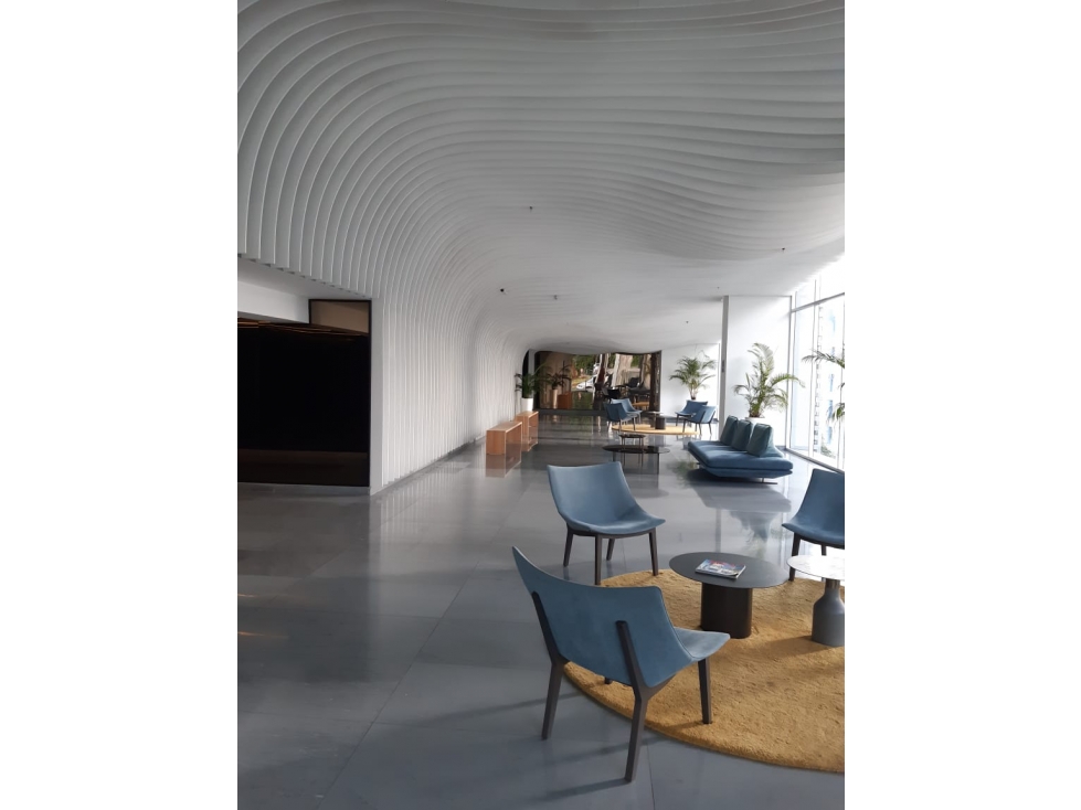 Apartamento en Alquiler PH Loma Vista Tower
