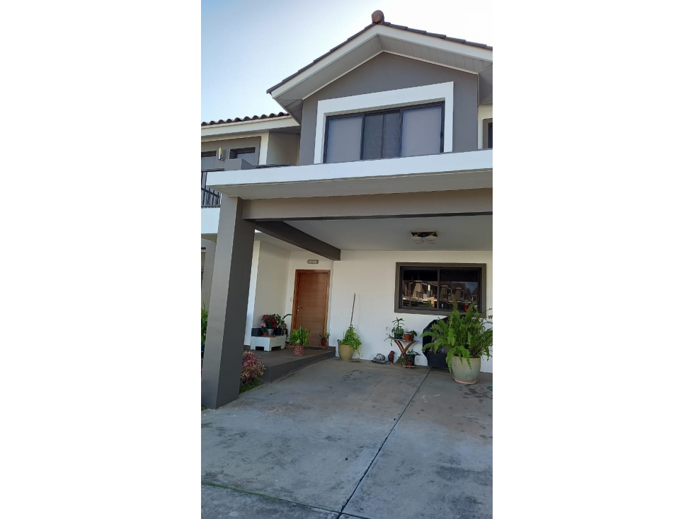 Casa en Venta PH Olympus, Brisas del Golf - 2