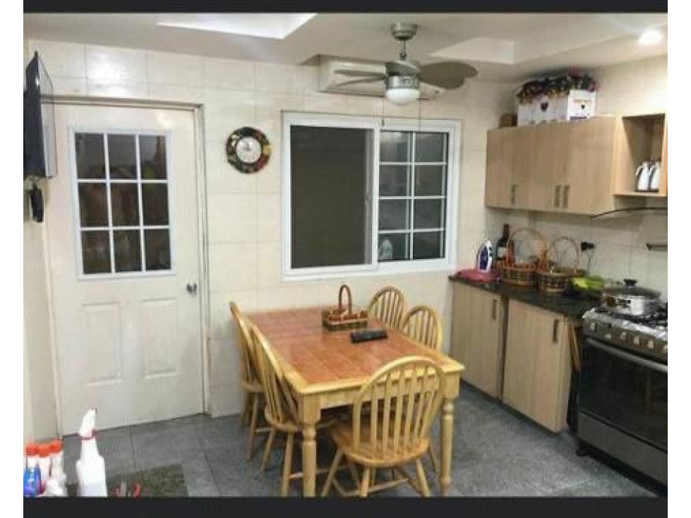 OPORTUNIDAD ESPECIAL CASA EN VERSALLES 1 DOS NIVELES - Modelo Lyon — foto 3