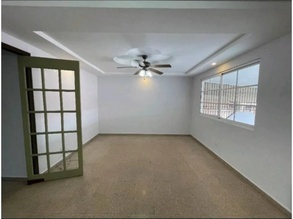 SE VENDE CASA EN CERRO VIENTO REMODELADA