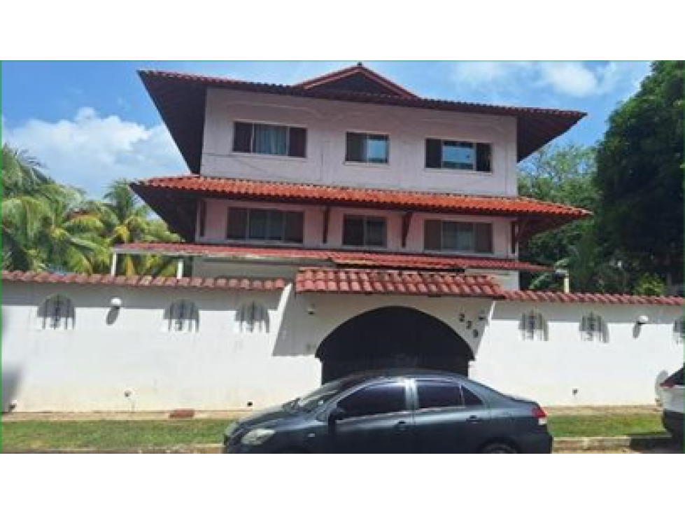 SE VENDE CASA EN ALBROOK, COD-CA