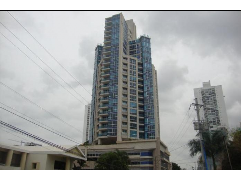 VENDO APARTAMENTO PH KOLOSAL TOWER