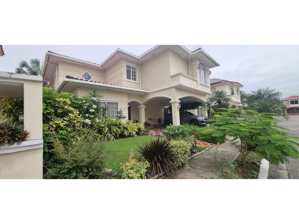 VENDO CASA COSTA SUR VILLA VALENCIA