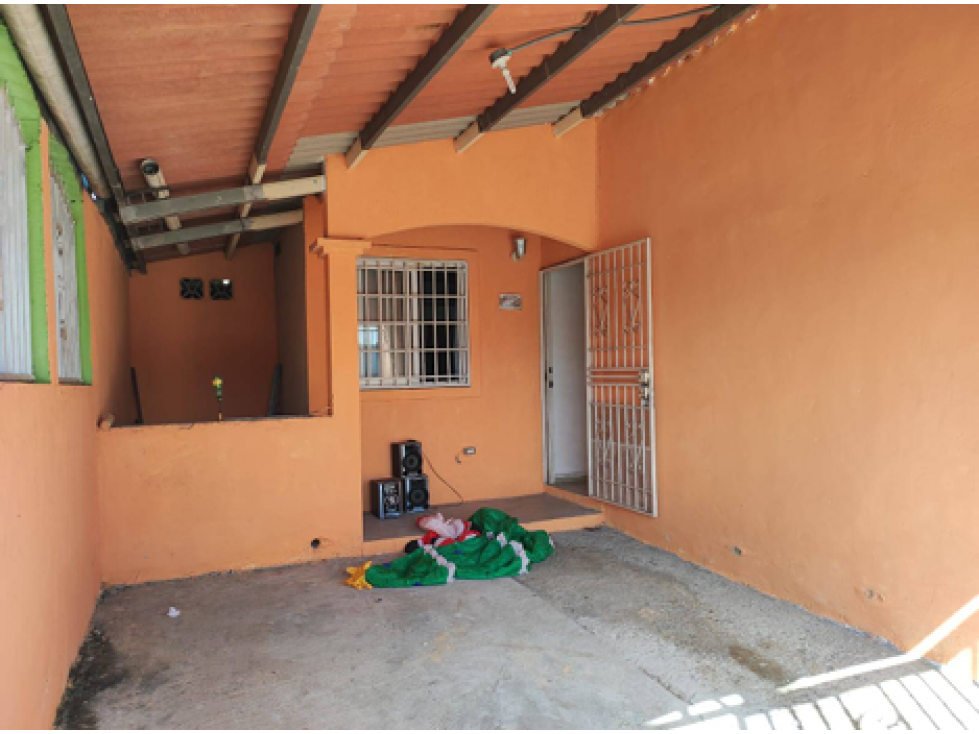 SE VENDE CASA DE ESQUINA EN URB. COLINAS DE PACORA y OTRAS - 3