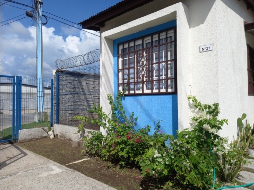 SE VENDE CASA Urb. P.H. Altos de Azul, PH6 Zafiro - 3