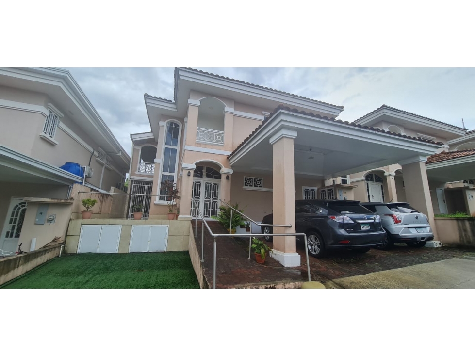 VENDO CASA-ALTOS DE PANAMÁ-ALTO DE COUNTRY 3000 — foto 2