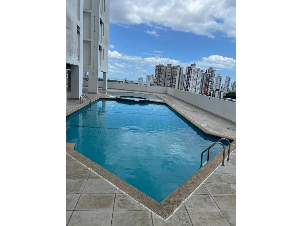 ALQUILO APARTAMENTO AMOBLADO PH FORESTA TOWER — foto 2