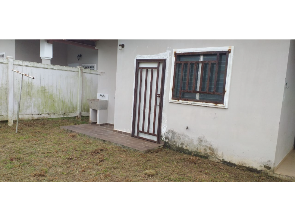 SE VENDE DOS CASA BRISAS DEL GOLF ARRAIJAN — foto 5