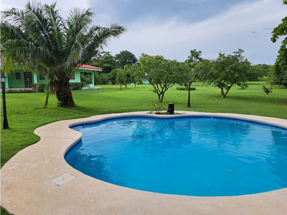 VENDO FINCA CORONADO