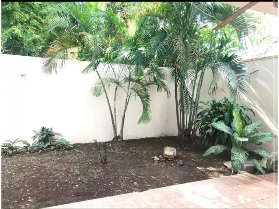 SE VENDE CASA EN URBANIZACIÓN LA LOMA — foto 3