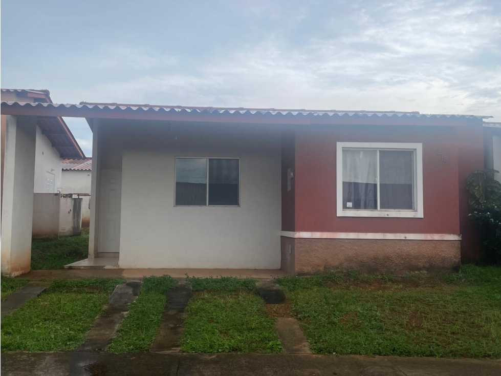 VENDO CASA PRIVADA EN LA ARBOLEDA, Cluster Los Castaño