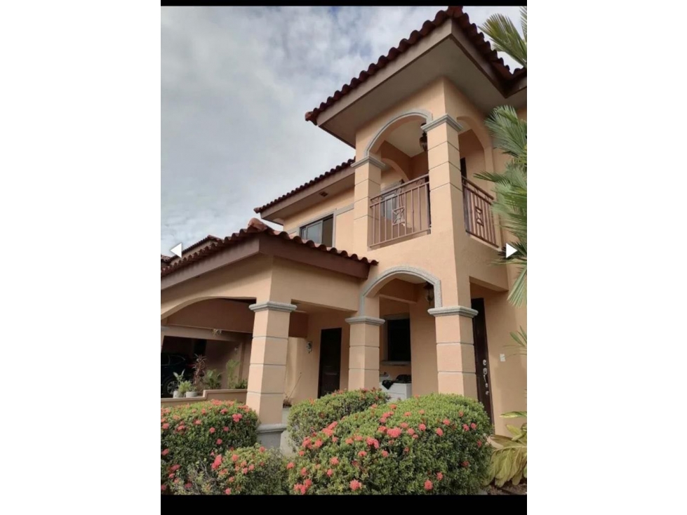 OPORTUNIDAD ESPECIAL CASA EN VERSALLES 1 DOS NIVELES - Modelo Lyon — foto 2
