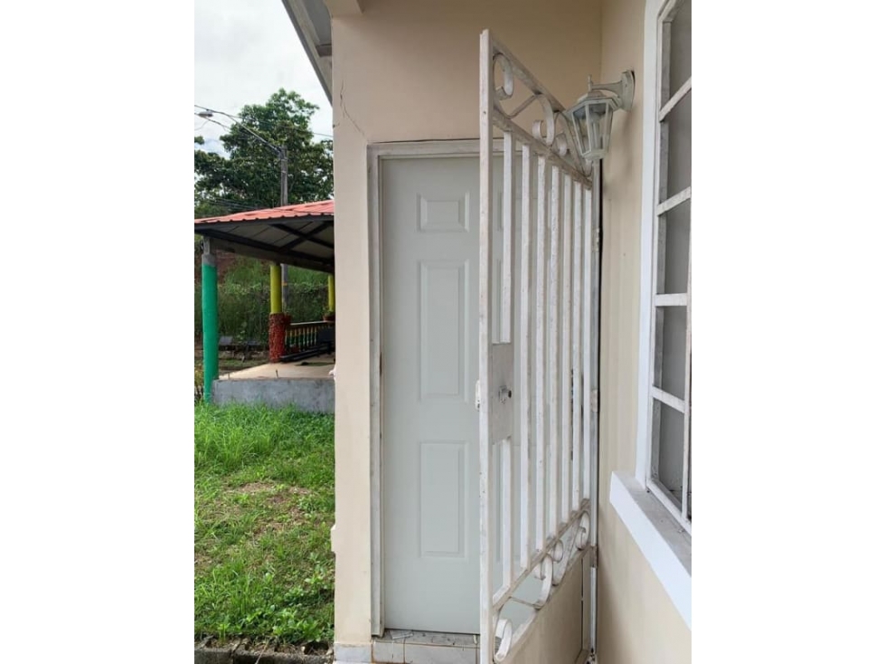 VENTA DE CASA EN LA CHORRERA — foto 2