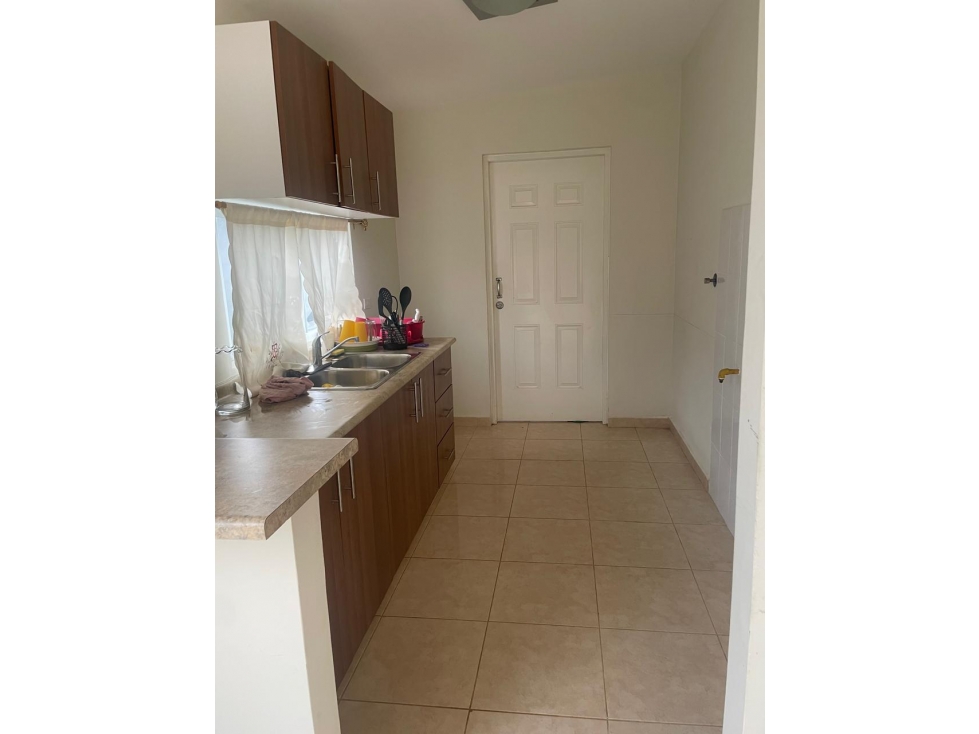 VENDO CASA PRIVADA EN LA ARBOLEDA, Cluster Los Castaño — foto 2