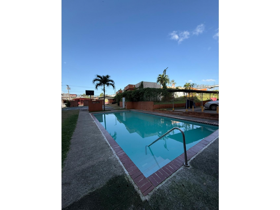 VENDO APARTAMENTO PH Mystic Village, Torre 300