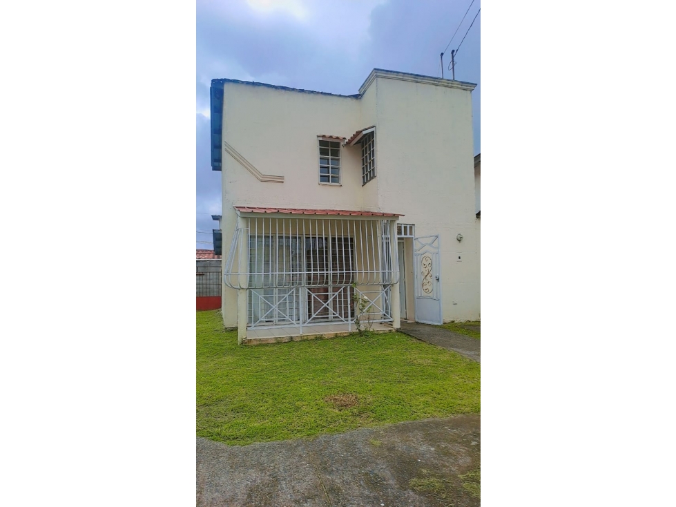 VENDO CASA EN ESQUINA en Residencial las Alamedas, — foto 3