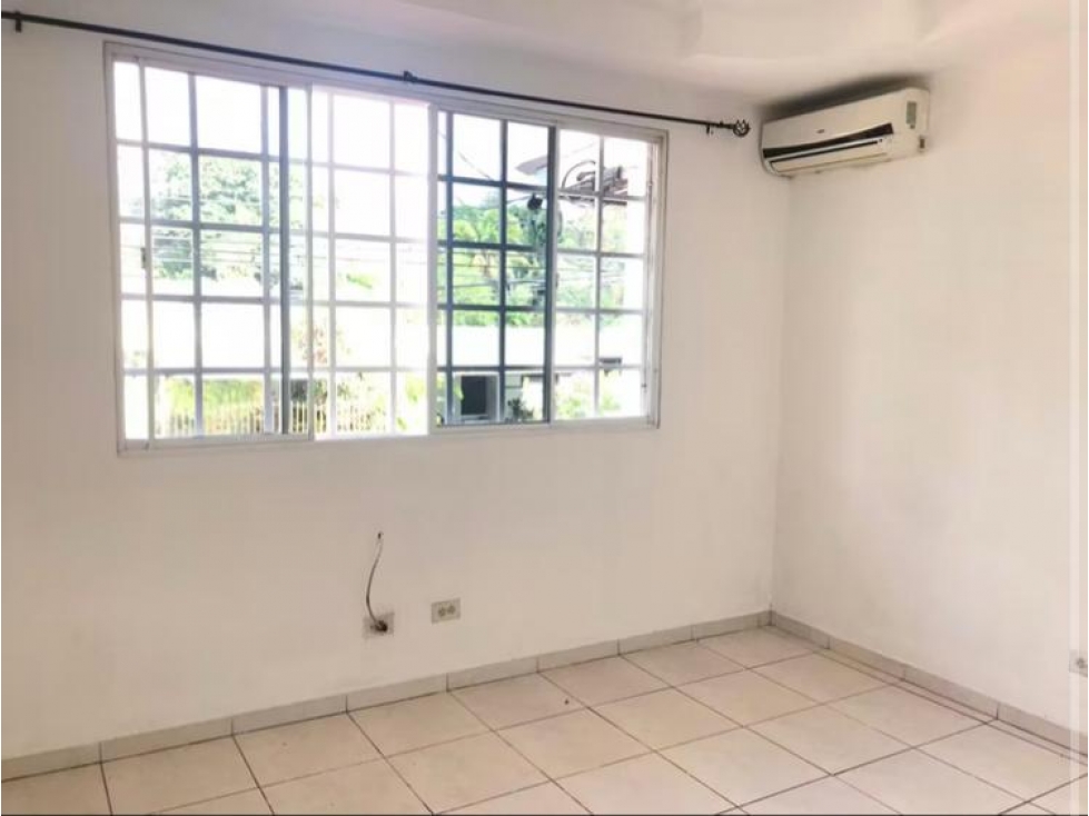 SE VENDE CASA EN URBANIZACIÓN LA LOMA — foto 6