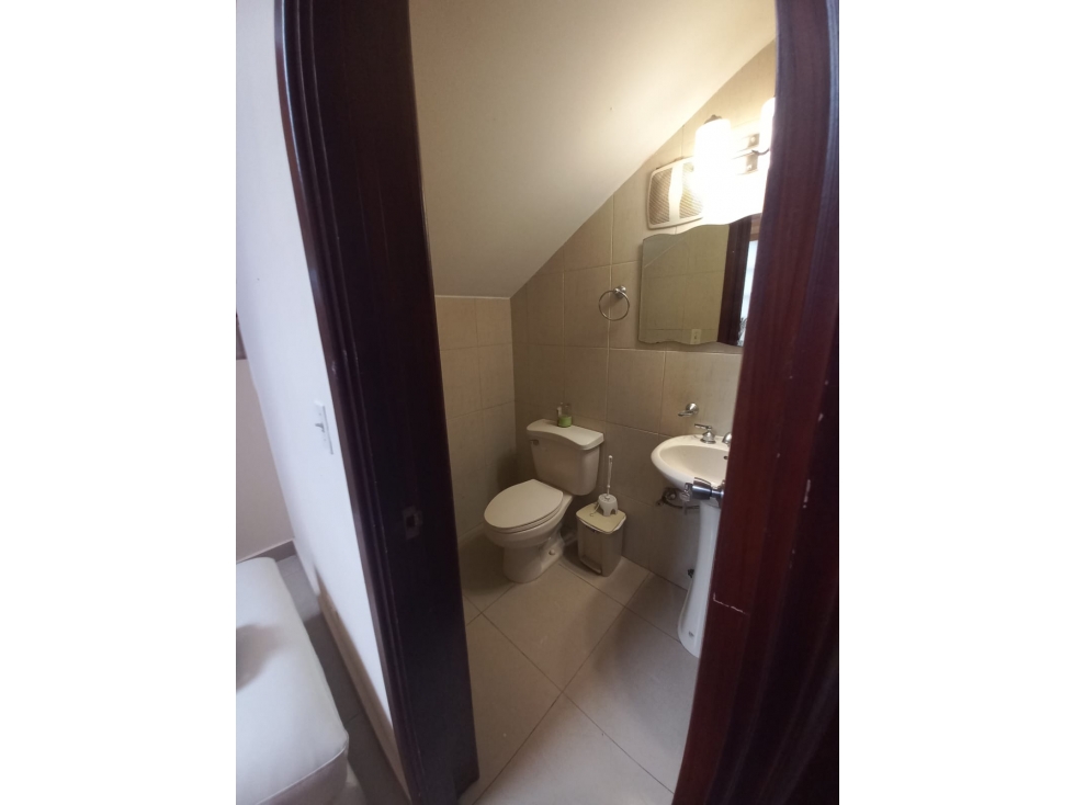 VENDO CASA -ALTOS DE PANAMÁ-BOSQUE DE LOS CIBELES — foto 3