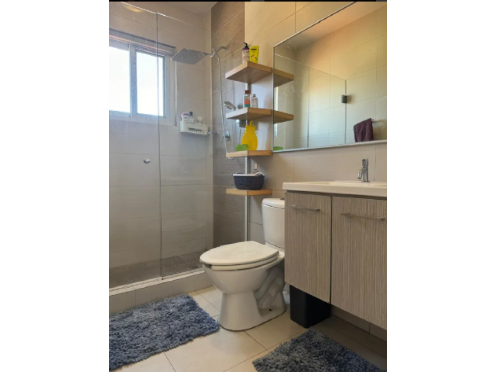VENDO CASA QUINTA DE VERSALLES MODELO LION EN ESQUINA — foto 4