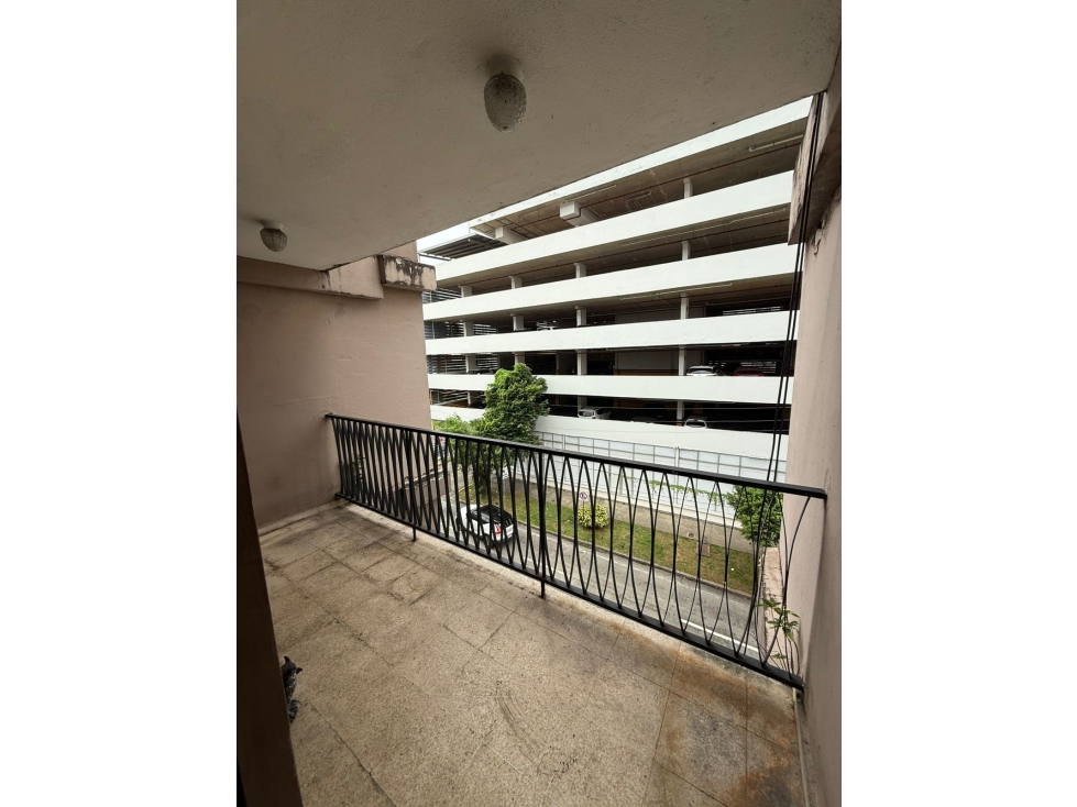 VENDO APARTAMENTO PH ORITELA
