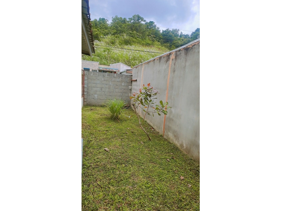 VENDO CASA EN ESQUINA en Residencial las Alamedas, — foto 4