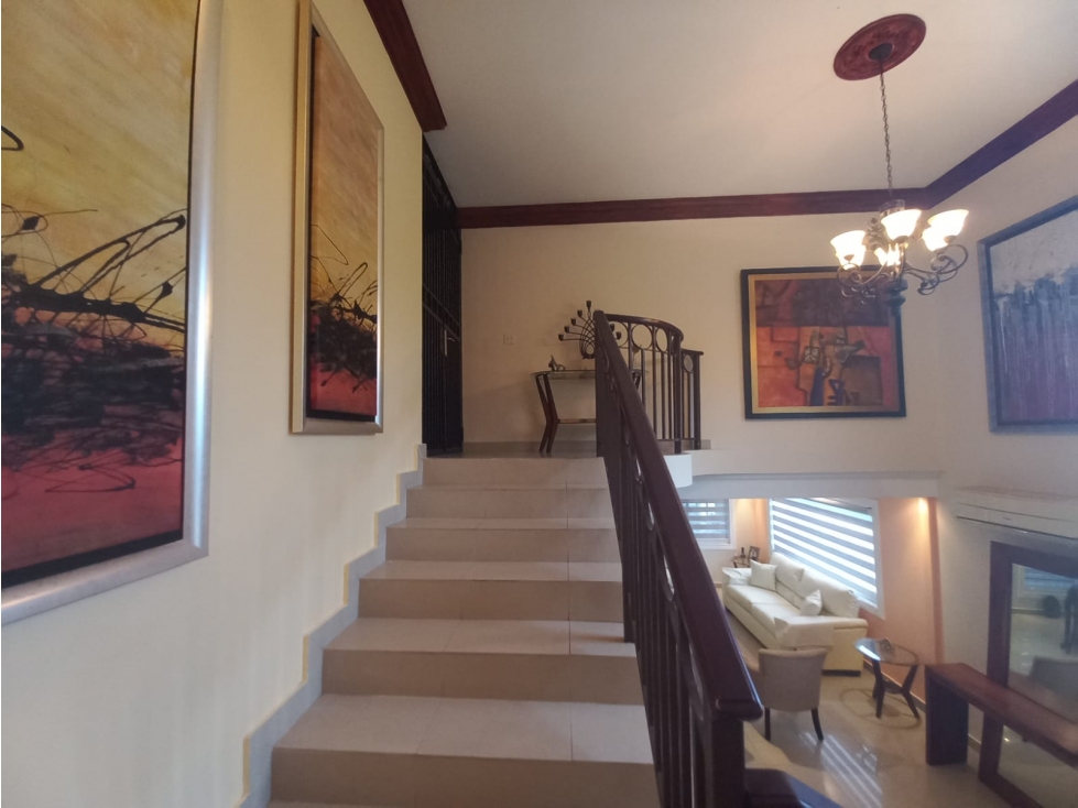 VENDO CASA -ALTOS DE PANAMÁ-BOSQUE DE LOS CIBELES — foto 4