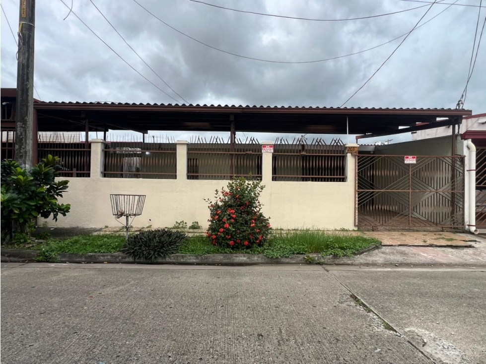 VENDO CASA Nuevo Reparto Panamá Parque Lefevre