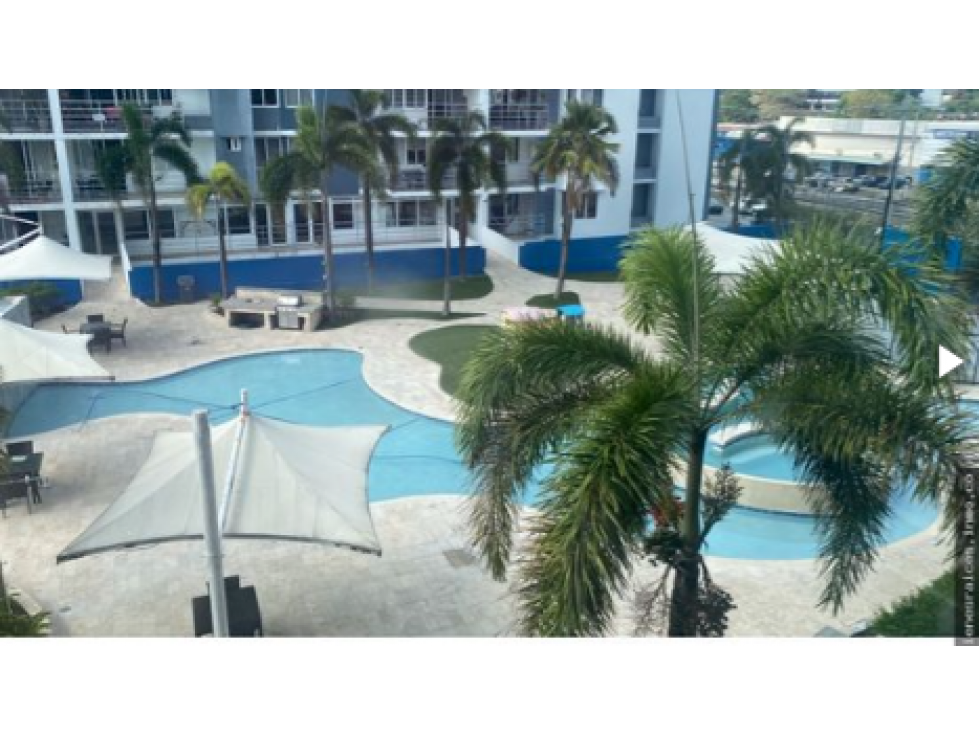 VENDO APARTAMENTO PH COSMOPOLITAN TOWERS