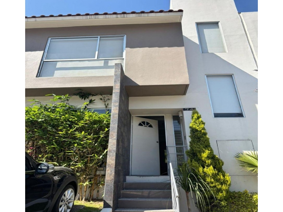 Casa en Remate en Bosque Real, FG-2290