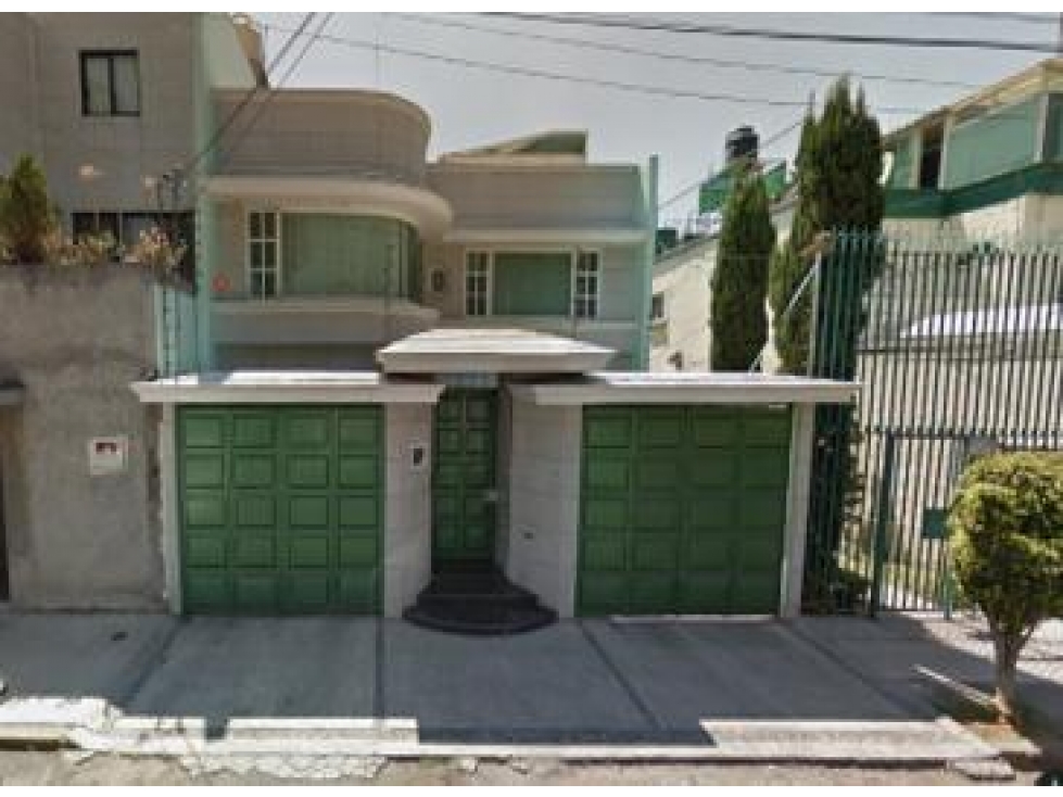 Casa en Remate en Jardín Balbuena, FG-1792