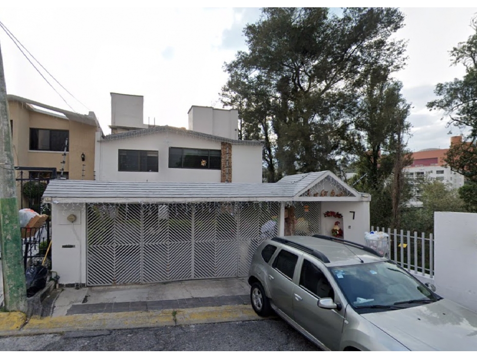 Casa en Remate en Jardines de Satélite, FG-1565
