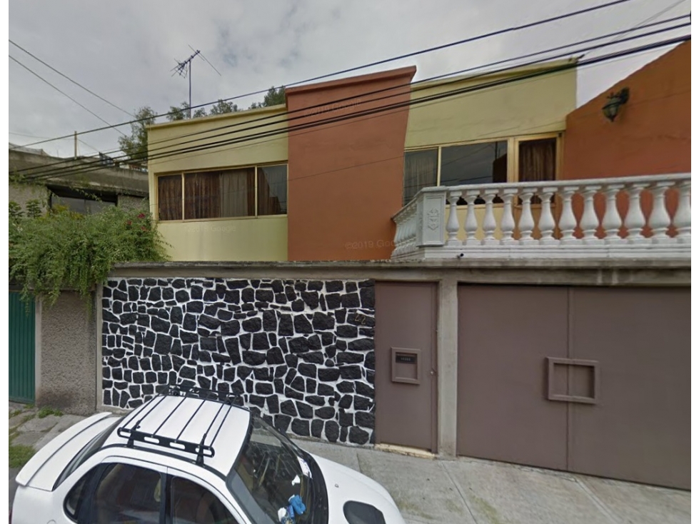 Casa en Remate en Pedregal de Santo Domingo, FG-2271