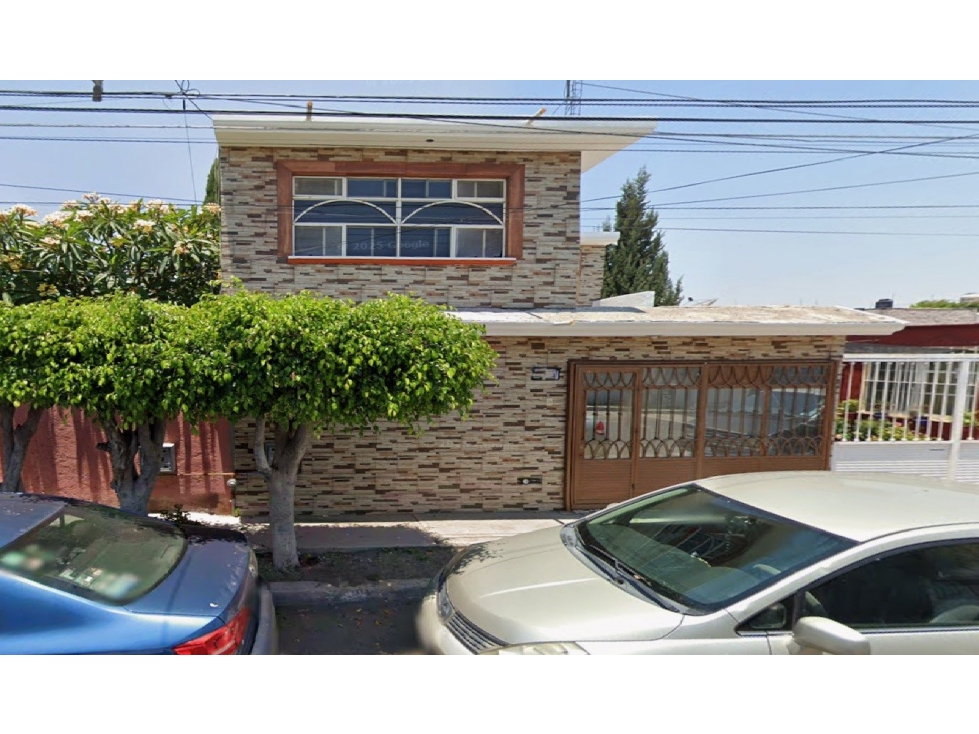 Casa en Remate en el Sol, FG-2278