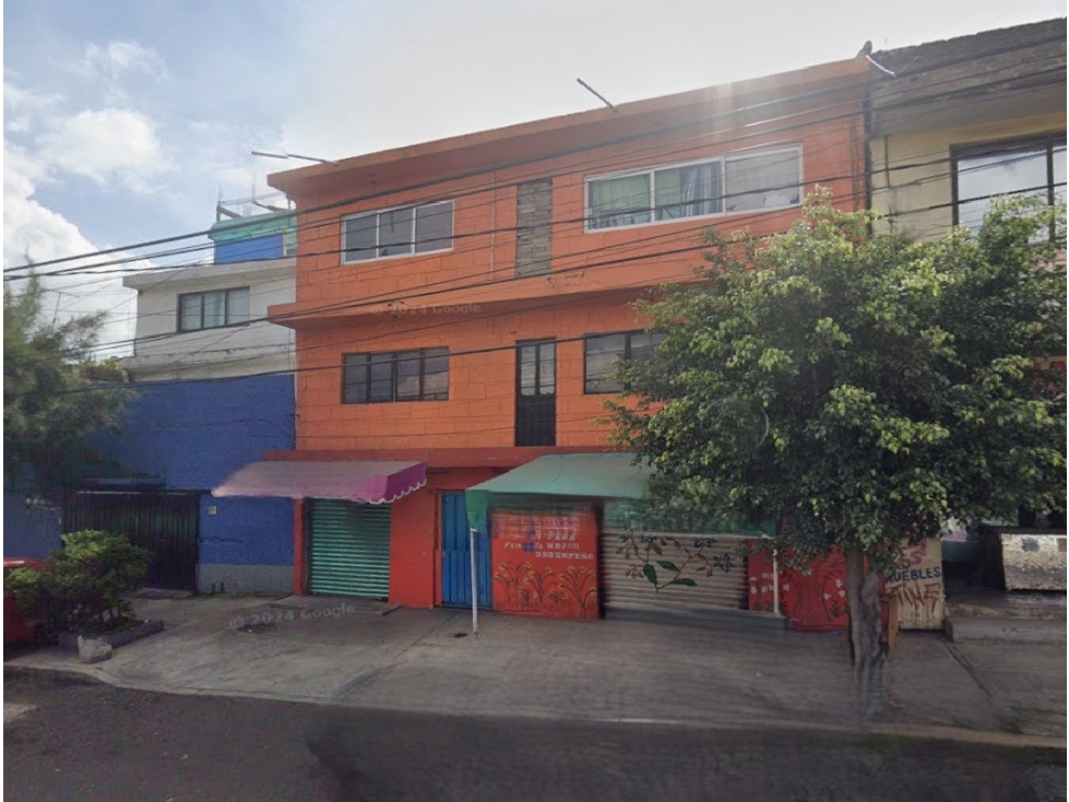 Casa con Locales en Remate en P de Sto Domingo, N-2288 — foto 6