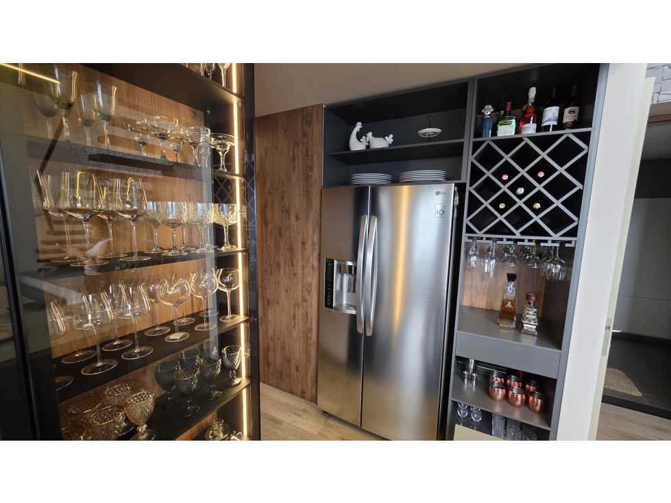 VENTA PENTHOUSE EN ALTOS DEL POBLADO, VISTA ABIERTA A CIUDAD. — foto 6