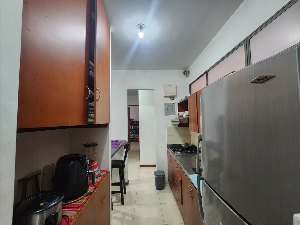 VENTA APARTAMENTO EN CASTROPOL - POBLADO — foto 3