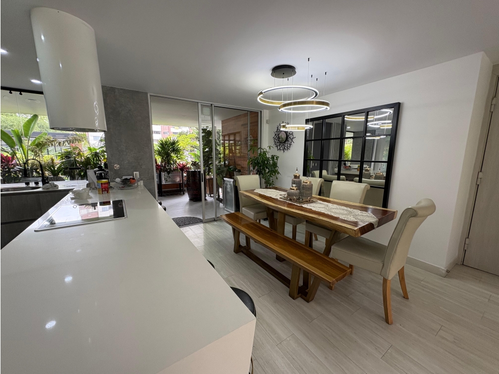 PV-VENTA APARTAMENTO POBLADO CASTROPOL