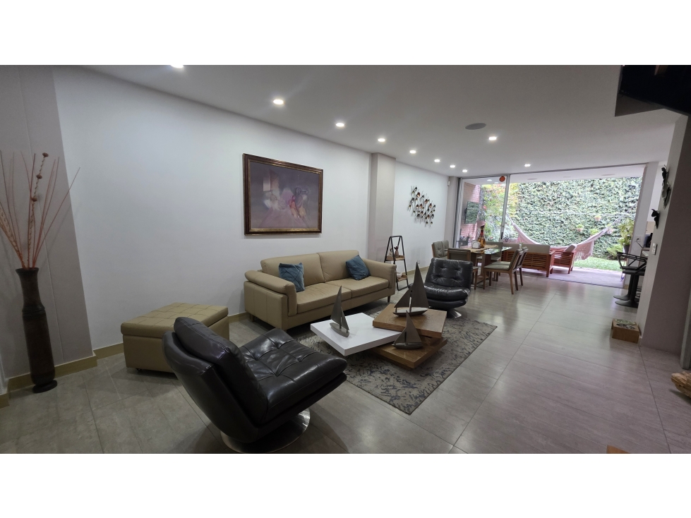 VENTA CASA DE DOS NIVELES + TERRAZA LOMA DEL CHOCHO ENVIGADO — foto 4