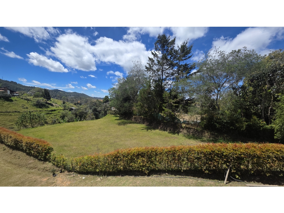 VENTA LOTE EN ALTOS DE LAS PALMAS