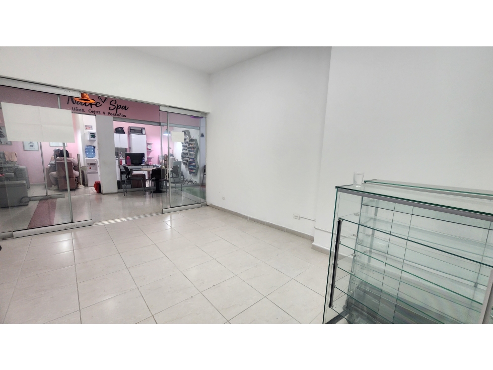 VENTA LOCAL EN CENTRO COMERCIAL LA ESTRELLA - 5