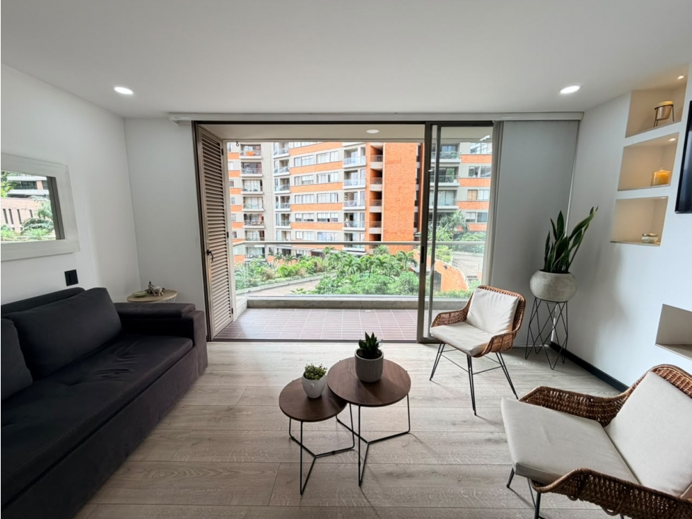 VENTA APARTAMENTO EN ALTOS DEL POBLADO, SECTOR PADRE MARIANITO. — foto 4