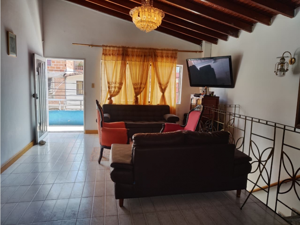VENTA CASA BARRIO SANTA FE, MEDELLÍN — foto 3
