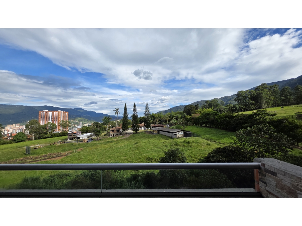 VENTA APARTAMENTO EN CIUDADELA CAMPESTRE - LA ESTRELLA, VISTA CIUDAD.