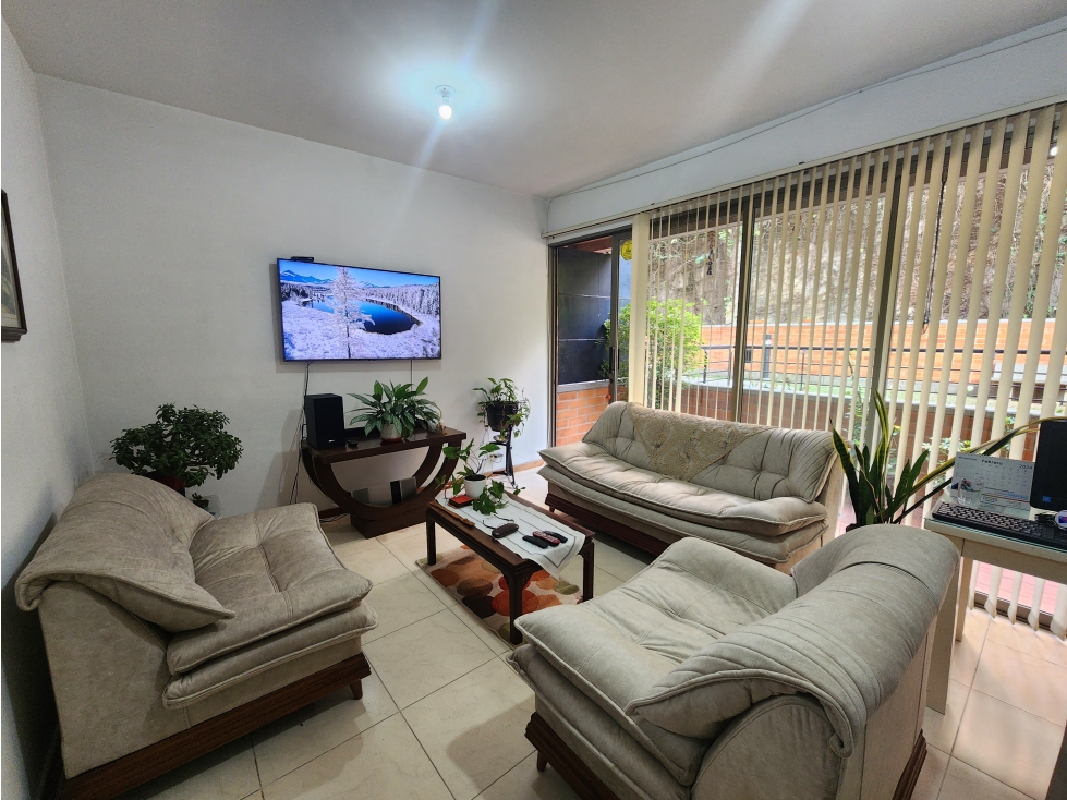 VENTA APARTAMENTO EN CASTROPOL - POBLADO — foto 4
