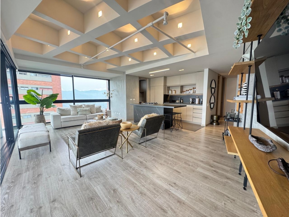 VENTA APARTAMENTO ALTOS DEL POBLADO, PISO ALTO, VISTA CIUDAD. — foto 2