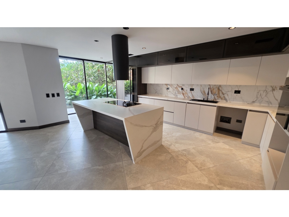 VENTA APARTAMENTO LOMA DEL ESMERALDAL ENVIGADO PARA ESTRENAR — foto 2
