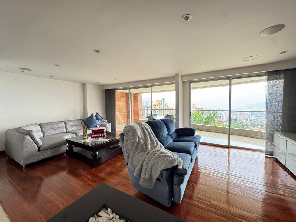 VENTA Y ALQUILER APARTAMENTO EN POBLADO ALTO, VISTA CIUDAD. — foto 2