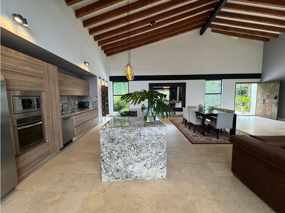 DV- VENTA CASA MODERNA DOS NIVELES, ALTO DE PALMAS — foto 3