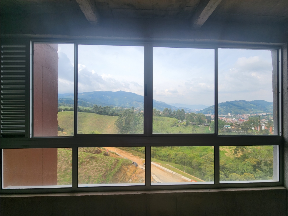 VENTA APARTAMENTO EN CALDAS, PISO ALTO, VISTA VERDE. — foto 2