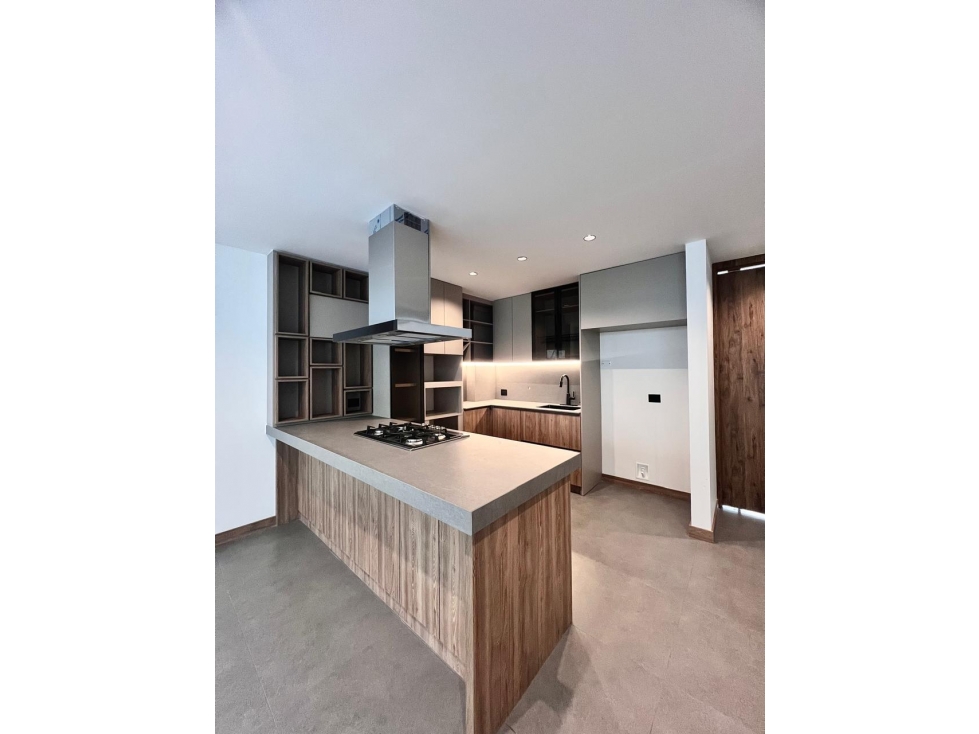 VENTA CASA RIONEGRO BARRO BLANCO TRES NIVELES ENTREGA FEBRERO 2026
